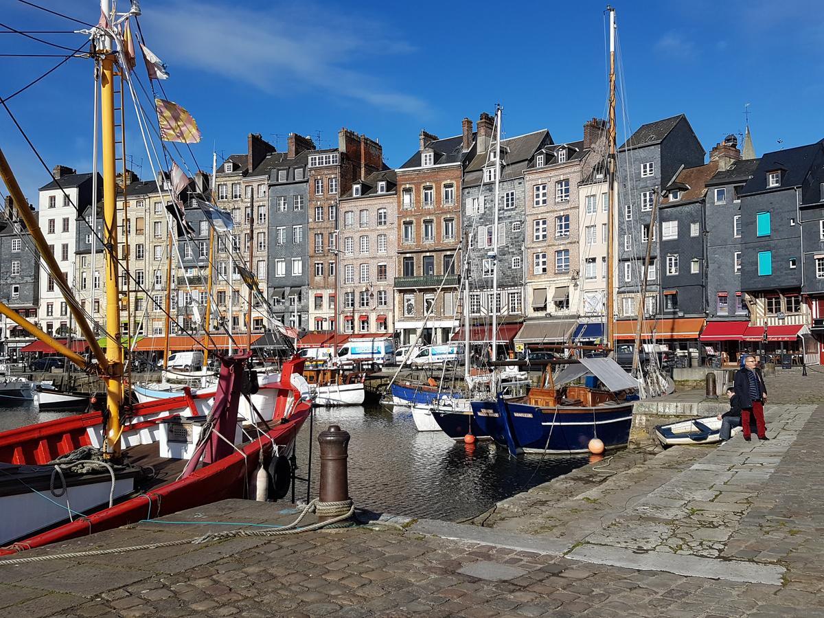 La Petite Parenthese Apartment Honfleur Exterior photo